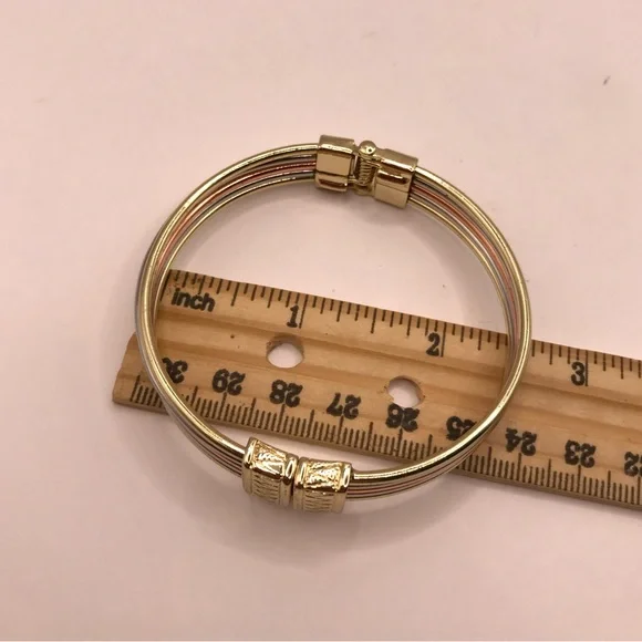 Premier Designs Tri-Colored Hinged Bangle Bracelet - Picture 5 of 6